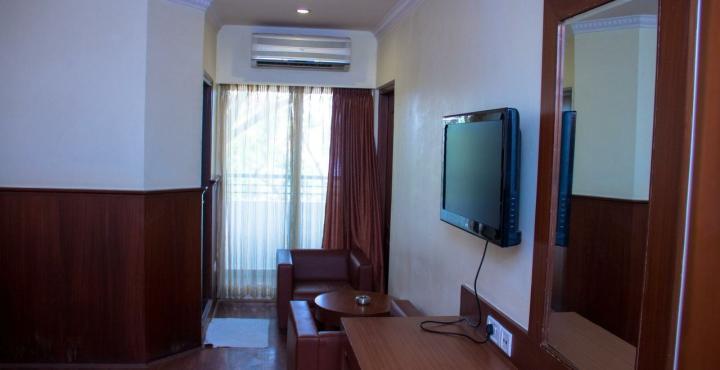 Hotel Noor Empire International Kormangala Bangalore Exteriör bild