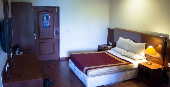 Hotel Noor Empire International Kormangala Bangalore Exteriör bild