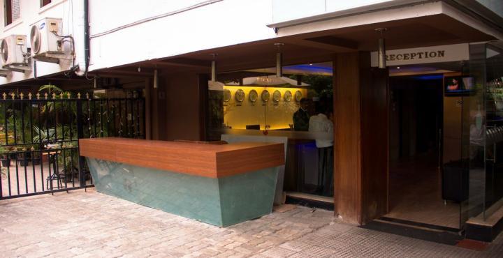 Hotel Noor Empire International Kormangala Bangalore Exteriör bild