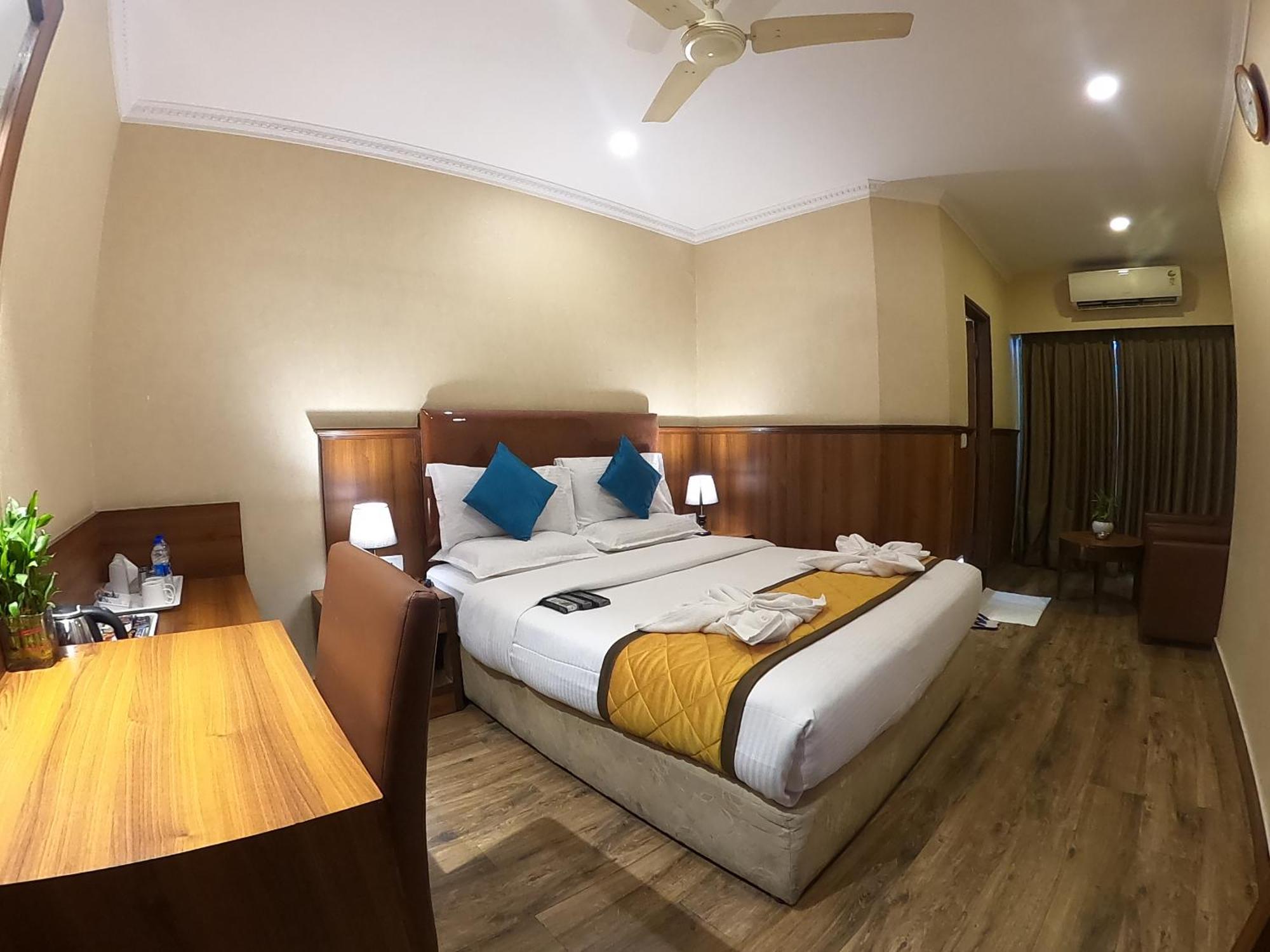 Hotel Noor Empire International Kormangala Bangalore Exteriör bild