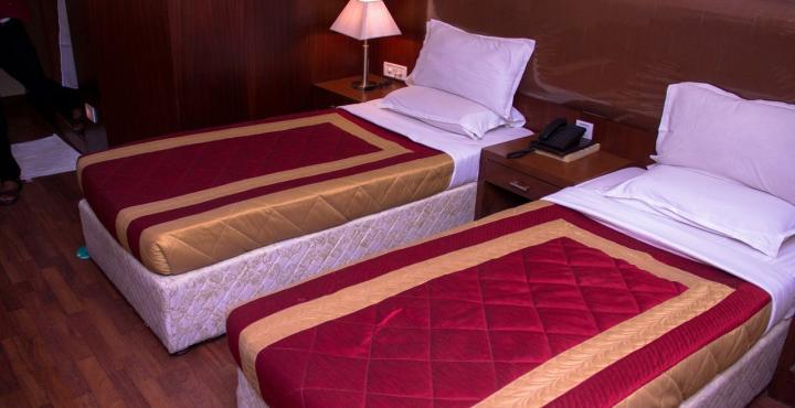 Hotel Noor Empire International Kormangala Bangalore Exteriör bild