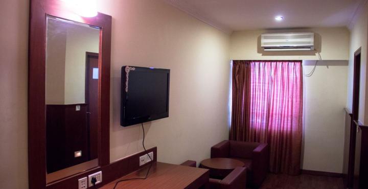 Hotel Noor Empire International Kormangala Bangalore Exteriör bild