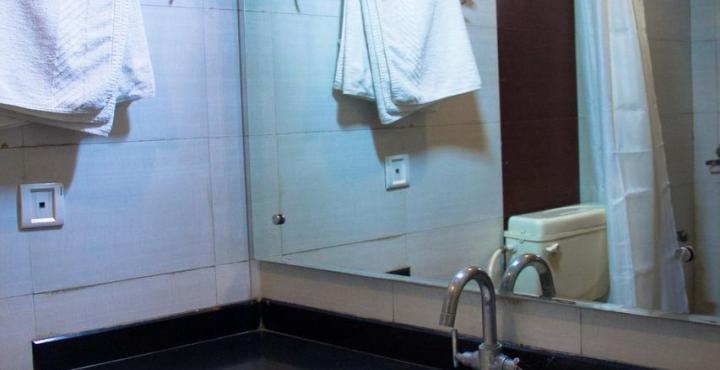 Hotel Noor Empire International Kormangala Bangalore Exteriör bild