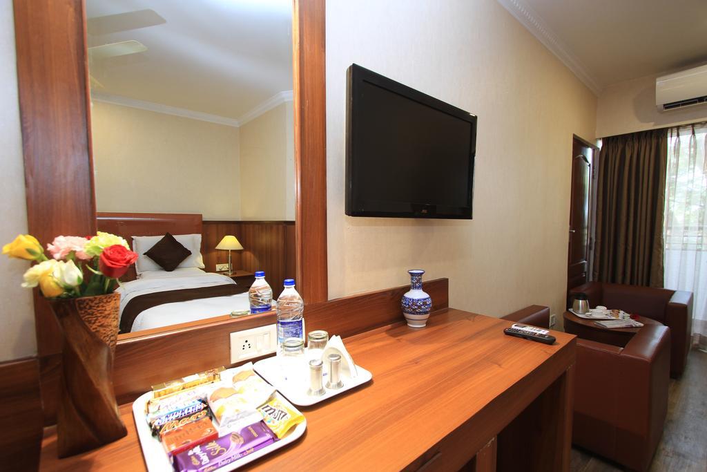 Hotel Noor Empire International Kormangala Bangalore Exteriör bild