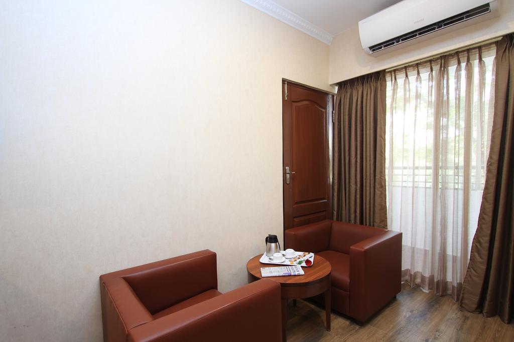 Hotel Noor Empire International Kormangala Bangalore Exteriör bild