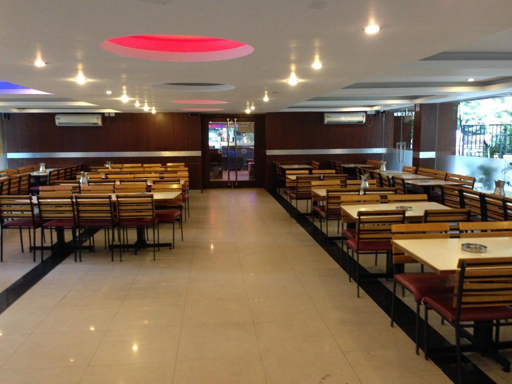 Hotel Noor Empire International Kormangala Bangalore Exteriör bild